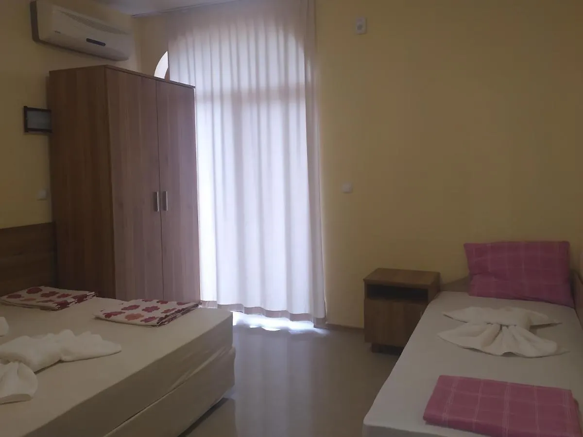 Гардън Бийч - Недялкови Sozopol Appartement